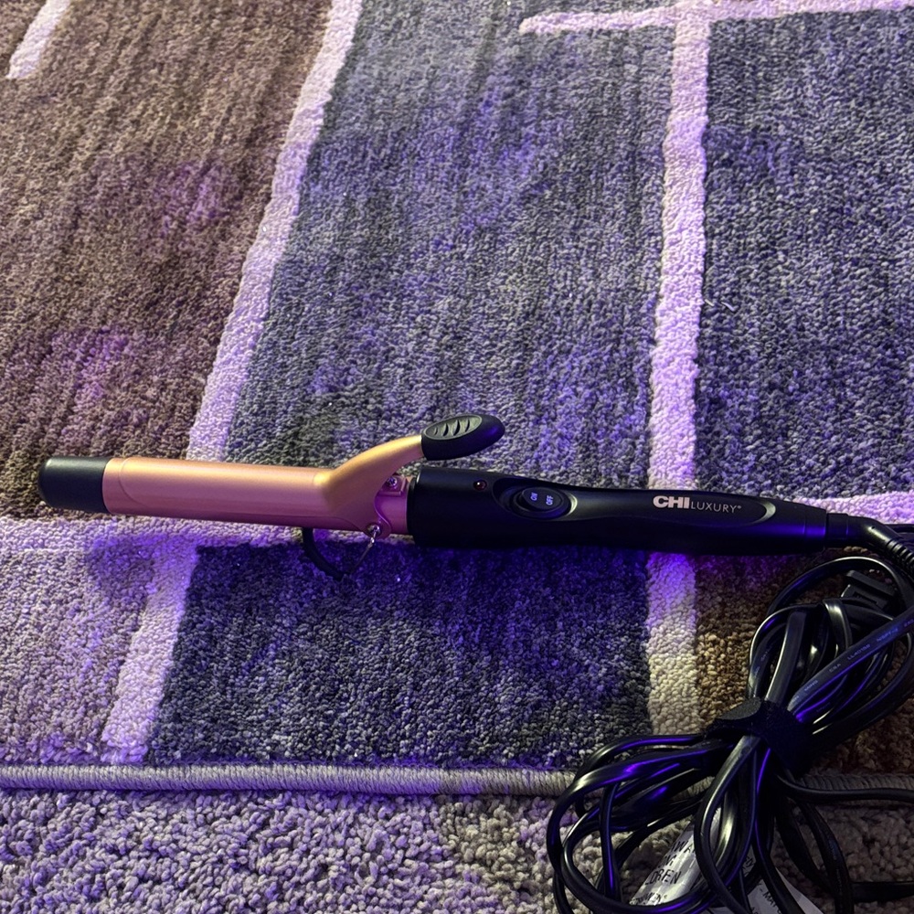 CHI Luxury Curling Iron
